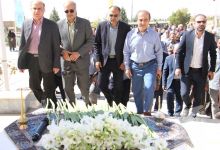 گزارش تصویری مراسم غبار روبی مزار شهدا
